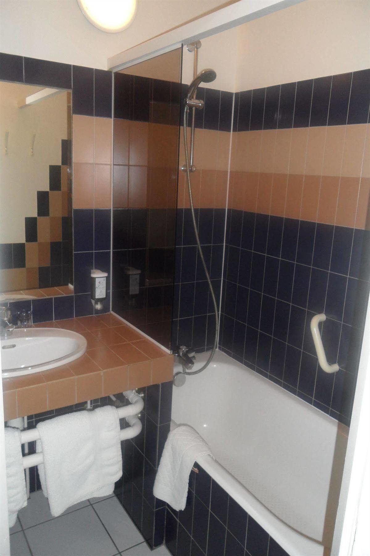 Abor Hotel, Mont De Marsan Saint-Pierre-du-Mont  Εξωτερικό φωτογραφία
